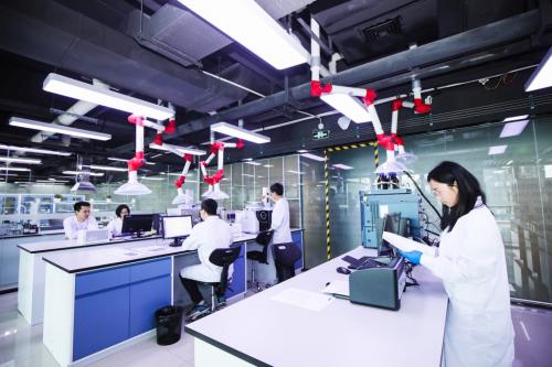 悅刻relx推出全新產(chǎn)品阿爾法自主研發(fā)萃釋技術(shù)升級用戶體驗